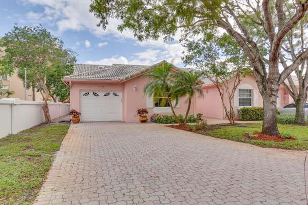 5190 Sabal Gardens LN 1, Boca Raton, FL 33487