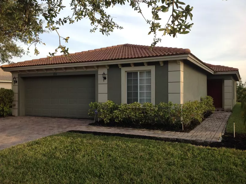 1956 SW Newport Isles BLVD, Port Saint Lucie, FL 34953