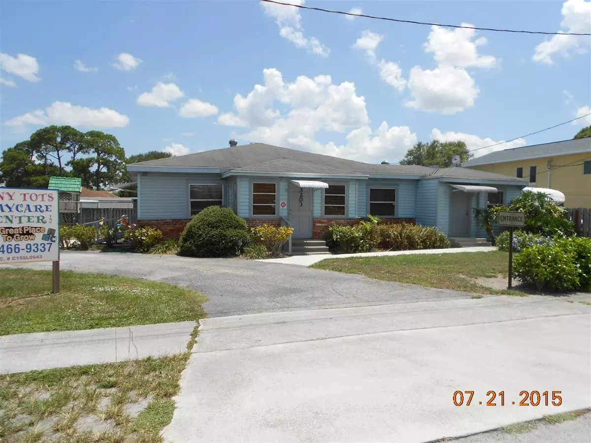 Fort Pierce, FL 34950,3203 Quincy AVE