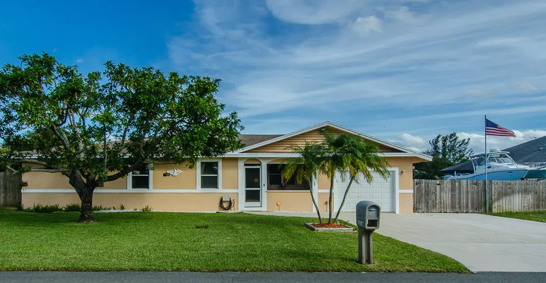 1216 NW 8th CT, Boynton Beach, FL 33426