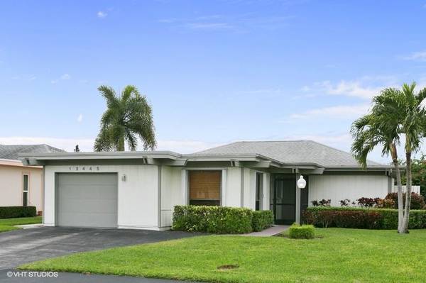 13445 Whispering Lakes LN, Palm Beach Gardens, FL 33418