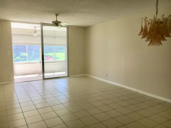 Boca Raton, FL 33496,9065 Flynn CIR 2