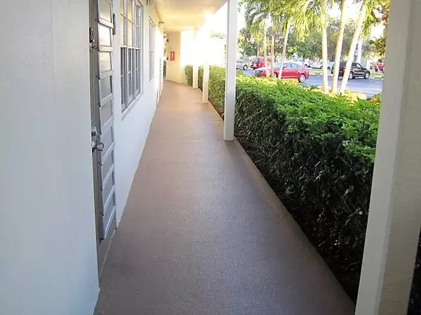 Deerfield Beach, FL 33442,1030 Cambridge B 1030