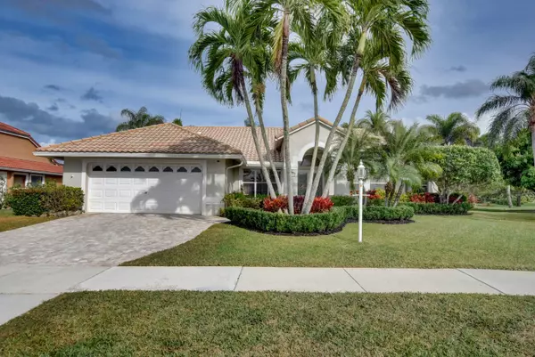 10738 Seacliff CIR, Boca Raton, FL 33498