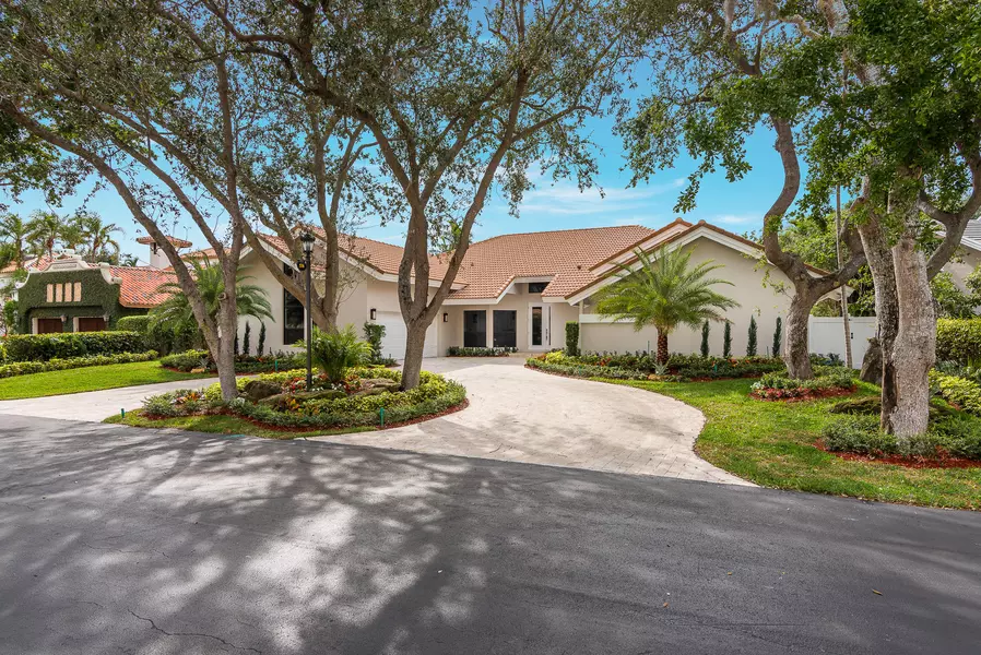 576 Sandpiper WAY, Boca Raton, FL 33431