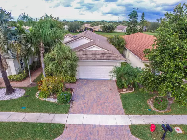 8071 Brindisi LN, Boynton Beach, FL 33472