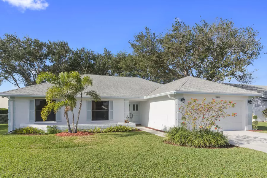 8801 Placid TER, Lake Worth, FL 33467