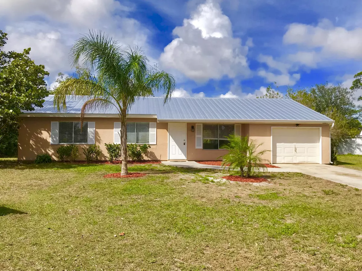 Port Saint Lucie, FL 34952,1501 SE Outwood CT