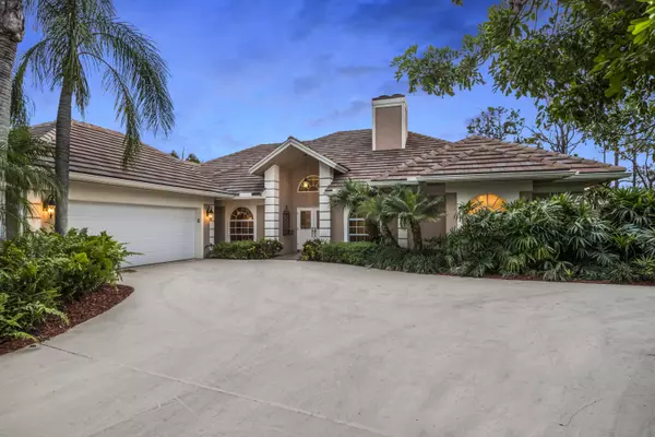 Tequesta, FL 33469,18165 SE Laurel Leaf LN