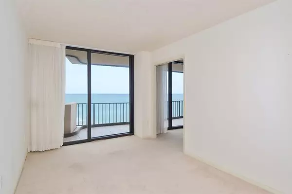 Riviera Beach, FL 33404,4200 N Ocean DR 1-1201