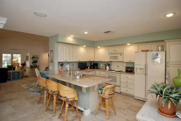 Jupiter, FL 33477,17008 Freshwind CIR