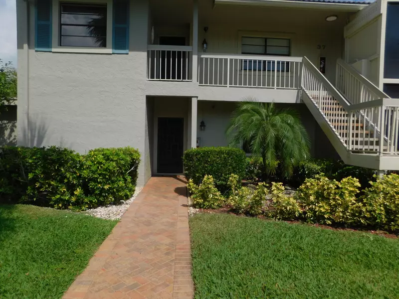 37 Eastgate DR A, Boynton Beach, FL 33436