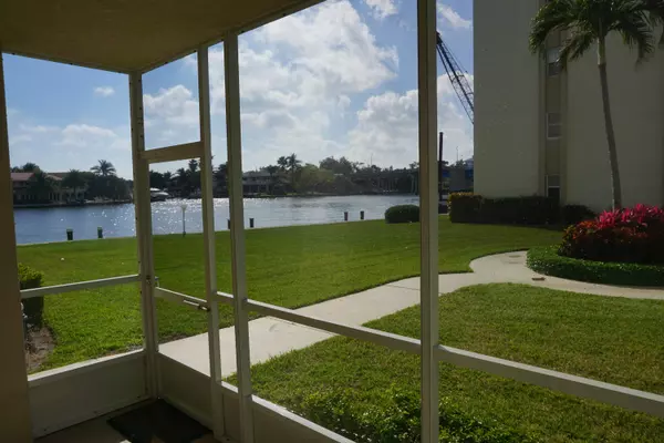 Boynton Beach, FL 33435,650 Snug Harbor DR G104