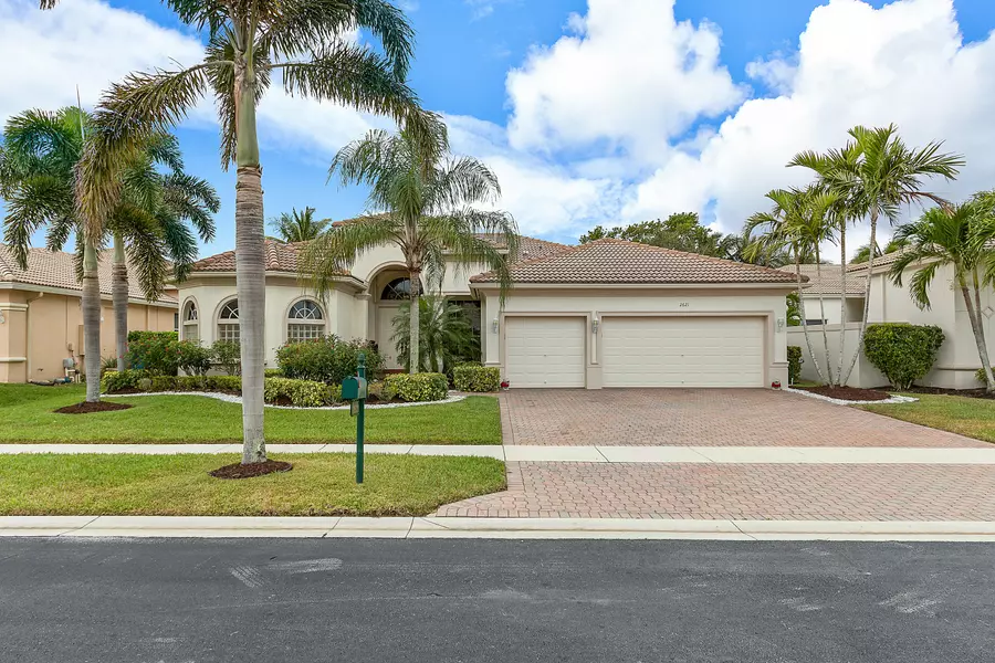 2621 Arbor LN, Royal Palm Beach, FL 33411