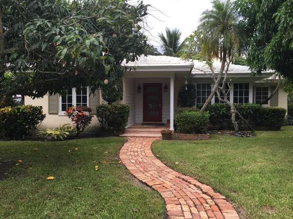 1202 N Vista Del Mar DR,  Delray Beach,  FL 33483