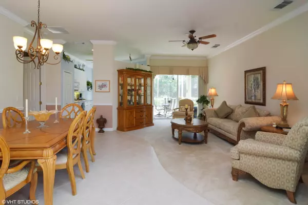 Port Saint Lucie, FL 34986,794 SW Munjack CIR