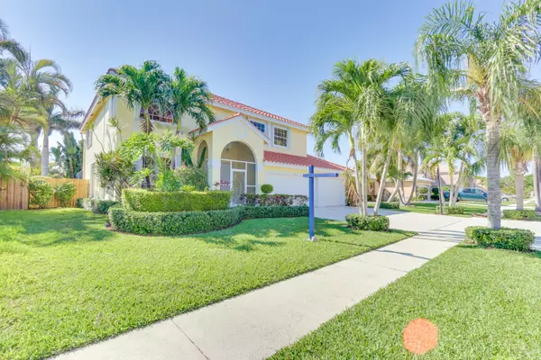 Boynton Beach, FL 33472,5588 Descartes CIR