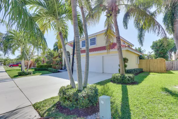 Boynton Beach, FL 33472,5588 Descartes CIR