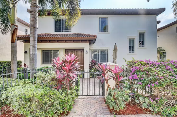 587 NW Crane TER, Boca Raton, FL 33432