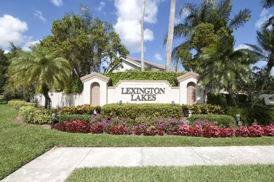 10104 N Lexington CIR, Boynton Beach, FL 33436