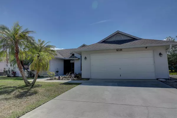 Port Saint Lucie, FL 34953,1986 SW Taurus LN