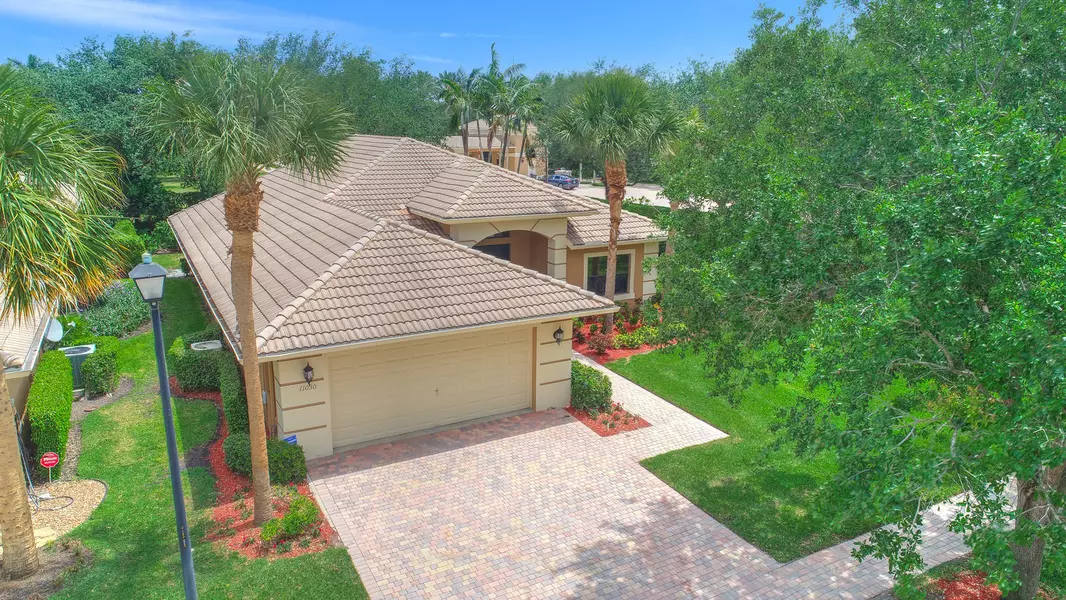 11030 Via Sorrento DR, Boynton Beach, FL 33437