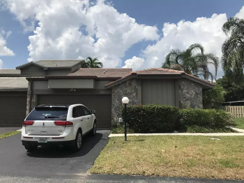 11169 Thyme DR, Palm Beach Gardens, FL 33418