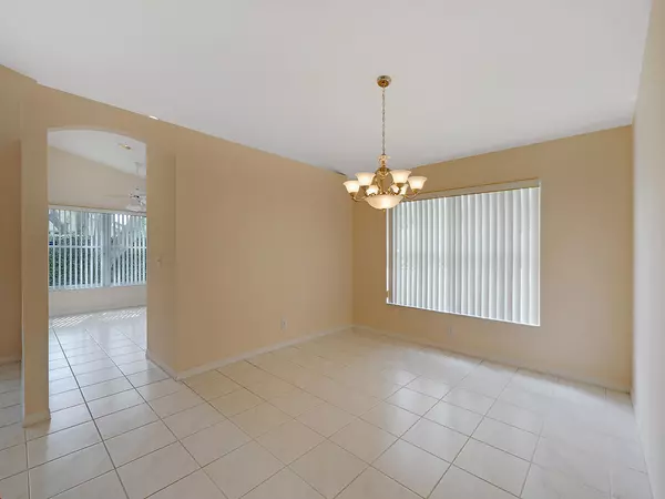 Boynton Beach, FL 33437,12102 Tevere DR