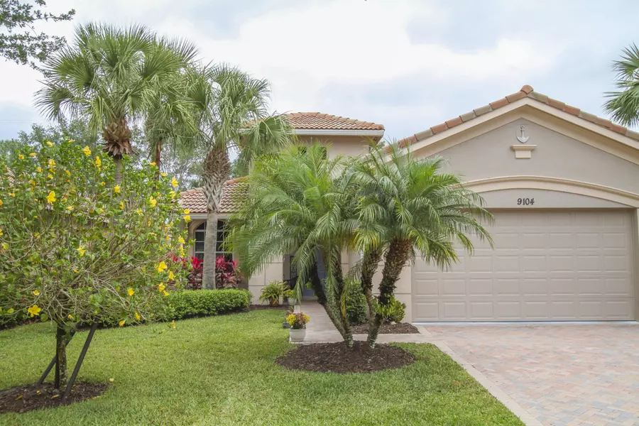 9104 Short Chip CIR, Port Saint Lucie, FL 34986