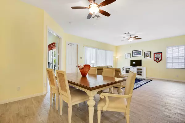 Jupiter, FL 33458,115 Honeysuckle DR