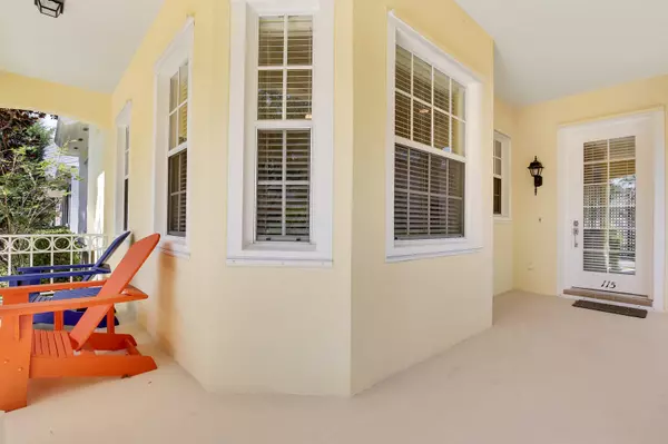 Jupiter, FL 33458,115 Honeysuckle DR