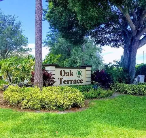 Greenacres, FL 33463,4211 Oak Terrace DR