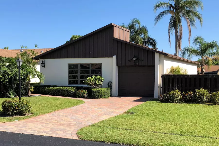 5222 Mirror Lakes BLVD, Boynton Beach, FL 33472