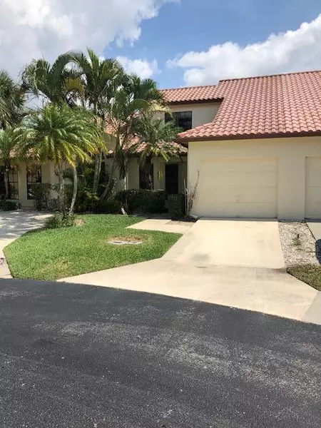 18552 Woodstream DR, Boca Raton, FL 33498