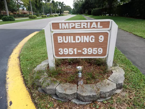 Lake Worth, FL 33467,3951 Via Poinciana Unit 212 Building 9