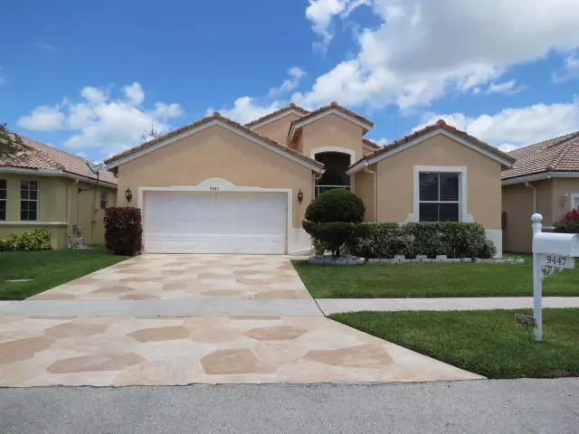 9447 Lago DR, Boynton Beach, FL 33472