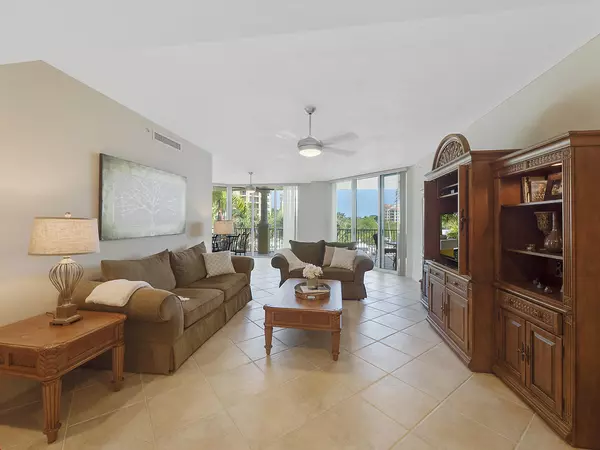 Jupiter, FL 33477,340 S Us Highway 1 203