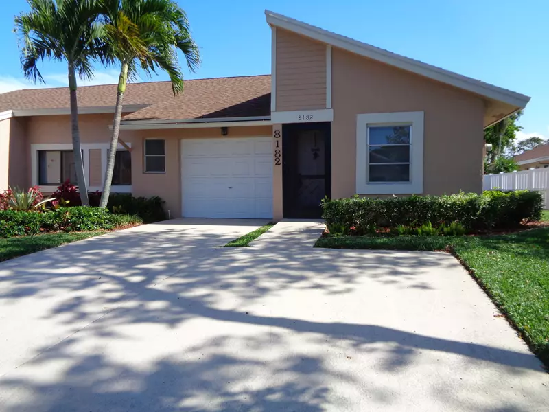 8182 Springtree RD, Boca Raton, FL 33496