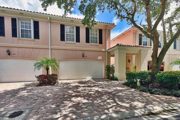 Tequesta, FL 33469,41 Live Oak CIR