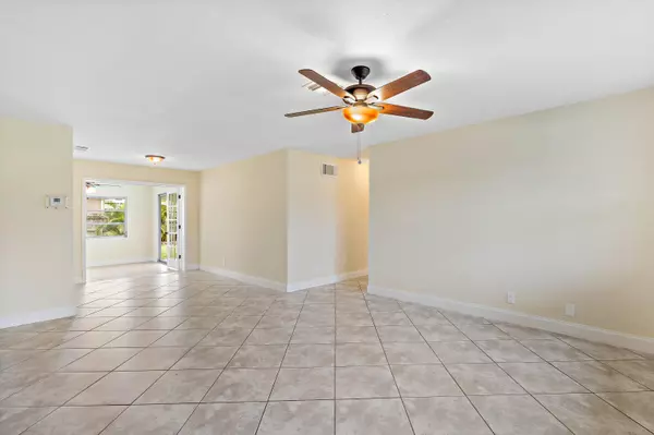 Boca Raton, FL 33431,2650 NE 26th TER