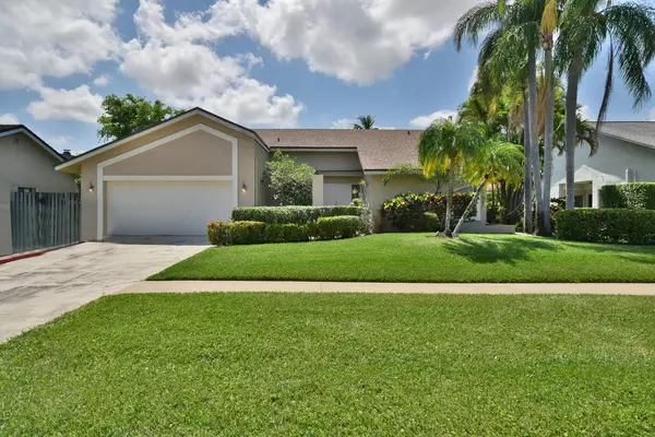 7485 Malibu Crescent, Boca Raton, FL 33433