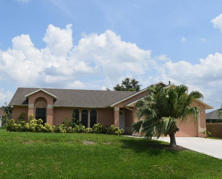 274 SW Chelsea TER, Port Saint Lucie, FL 34984