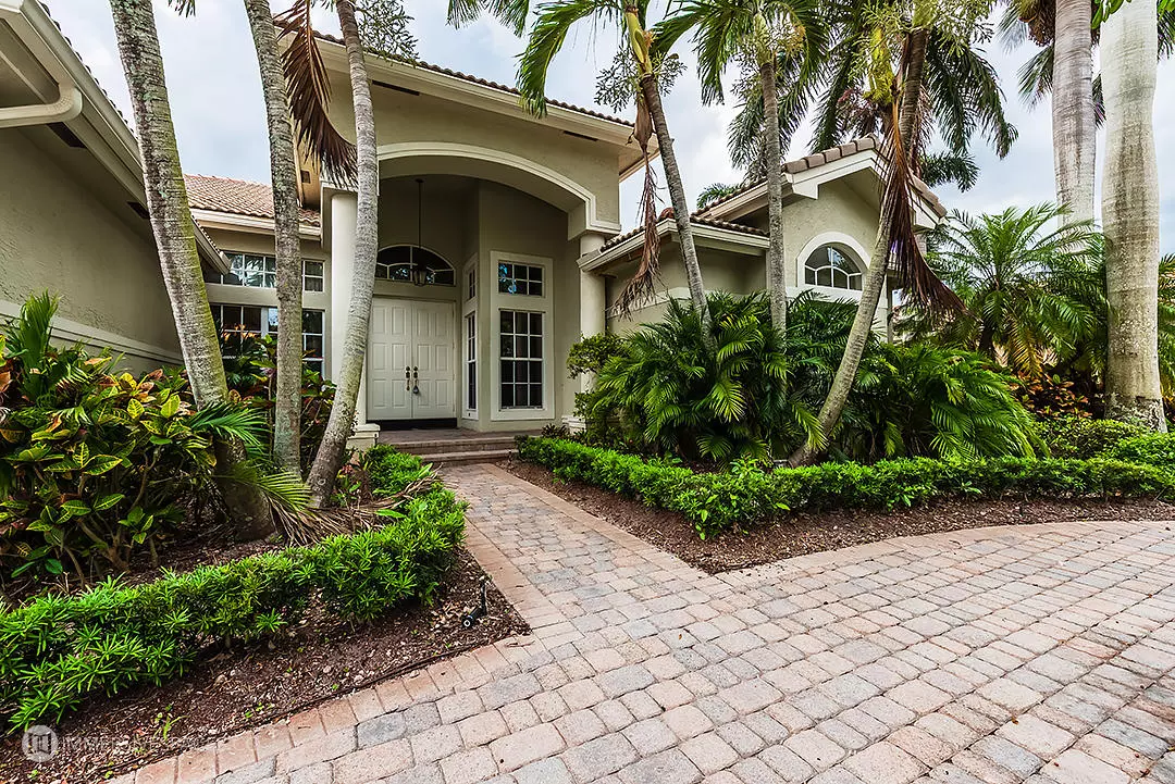 Davie, FL 33328,2983 E Lake Vista CIR