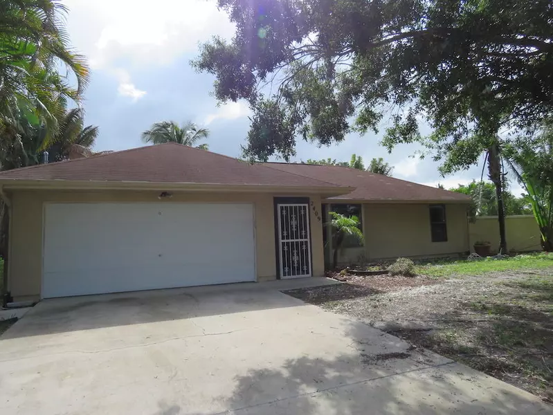 2409 SW Barber LN, Port Saint Lucie, FL 34984