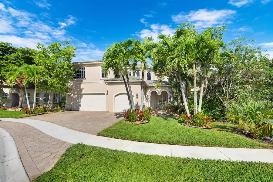 1321 Beacon CIR, Wellington, FL 33414