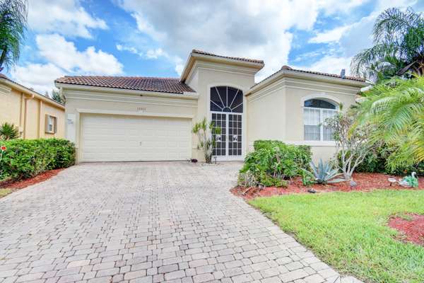 15303 Fiorenza CIR, Delray Beach, FL 33446