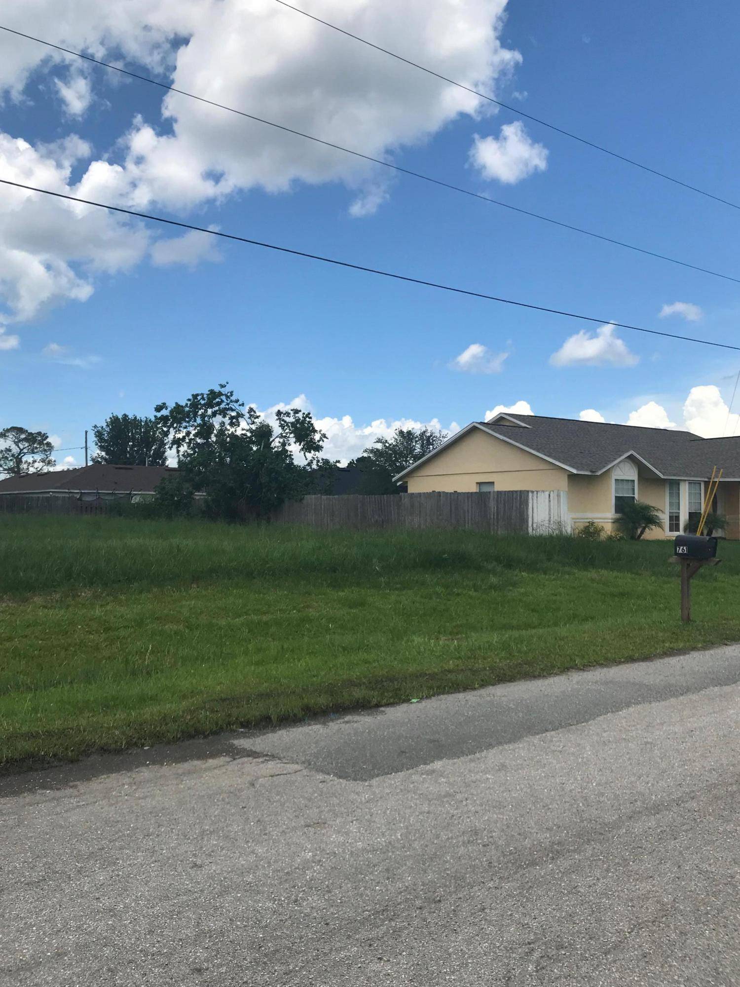Kissimmee, FL 34758,762 Leonardo CT
