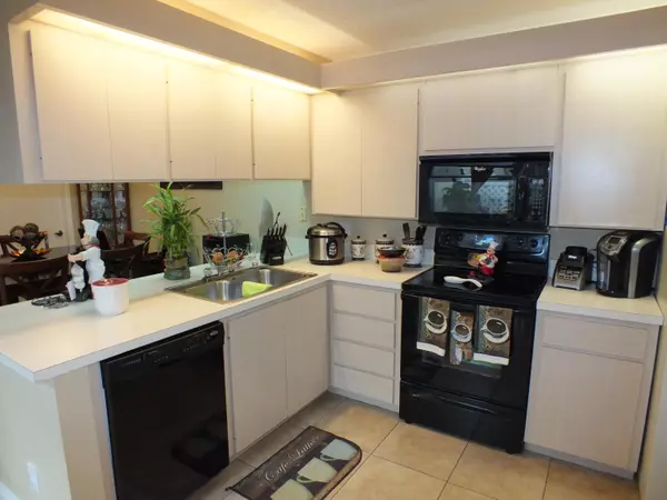 West Palm Beach, FL 33406,8147 Bridgewater CT D