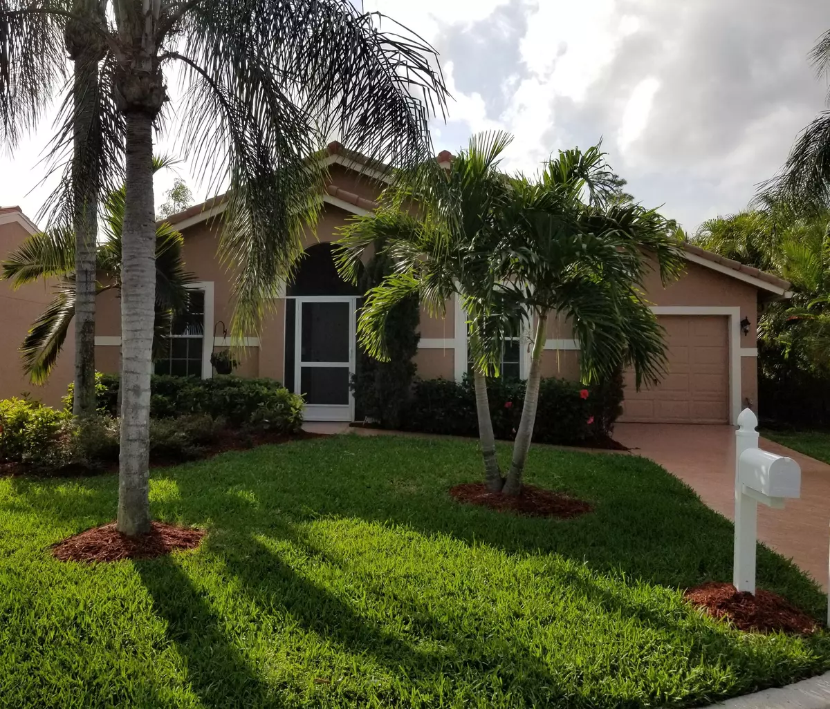 Greenacres, FL 33413,169 Caribe CT