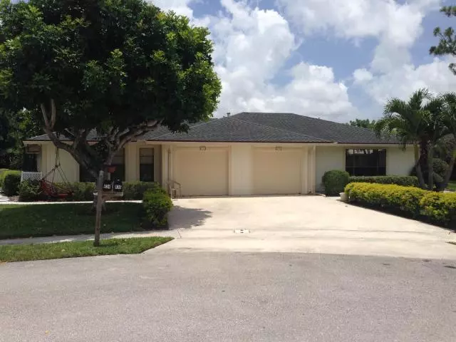 834 Peppertree CT, Wellington, FL 33414